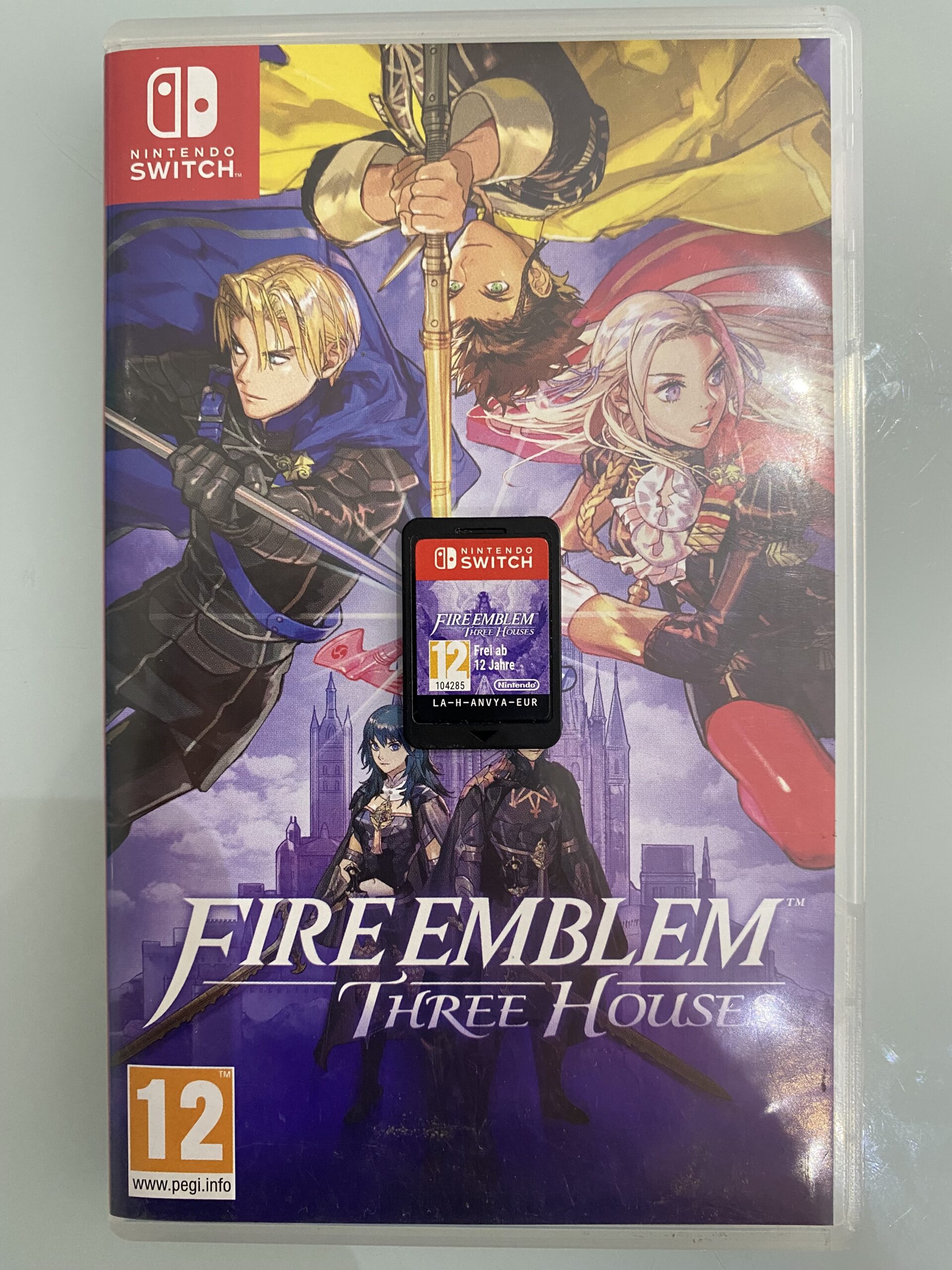 🎮🔥Fire Emblem Three Houses Nintendo switch🔥🎮